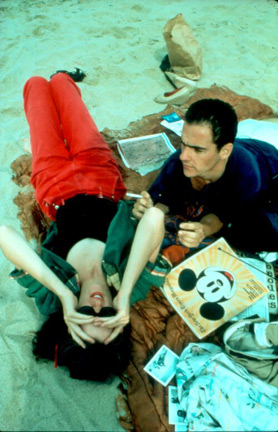 C. Z and Max on the Beach. Truro. MA, 1976 - Нен Голдін