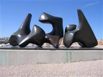 Three Forms: Vertebrae - Henry Moore