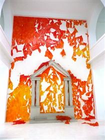 Les murs de pellicules orange - Michel Blazy